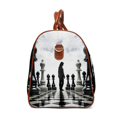 &quot;CHECKMATE&quot;: bolso de viaje impermeable de piel vegana con logotipo de Kingdom en negro