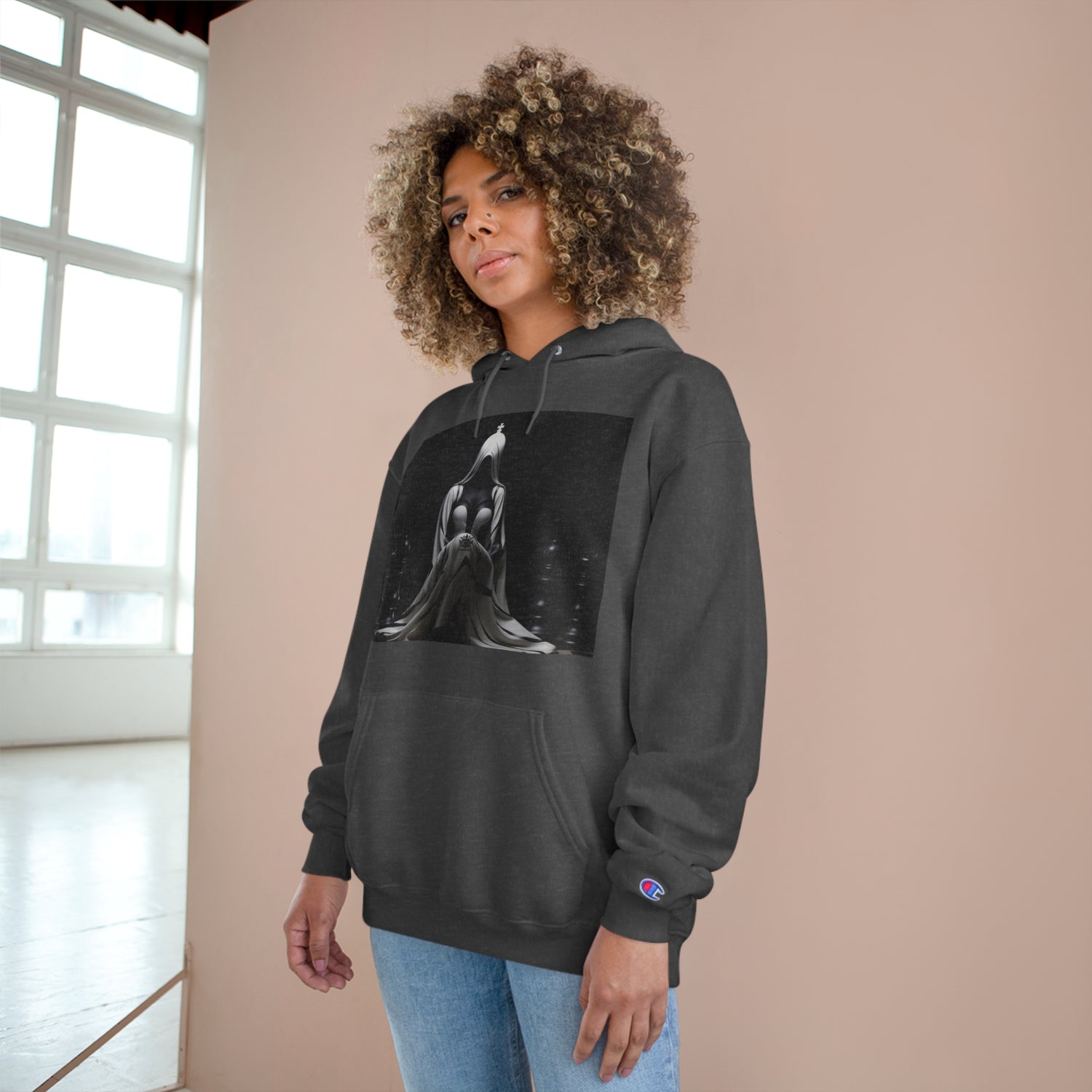 Sudadera con capucha Champion para mujer con logotipo del Reino Unido en negro &quot;CHECKMATE&quot; 